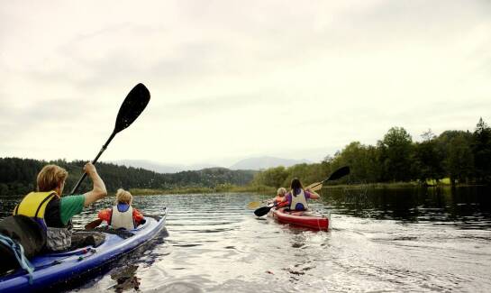 Jak wynajem kajaków może wpłynąć na Twoje zdrowie i samopoczucie?