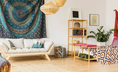 Jakie kolory gałek do mebli najlepiej komponują się z drewnem?