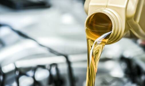 Kluczowe właściwości oleju 75w90, które wpływają na wydajność pojazdu