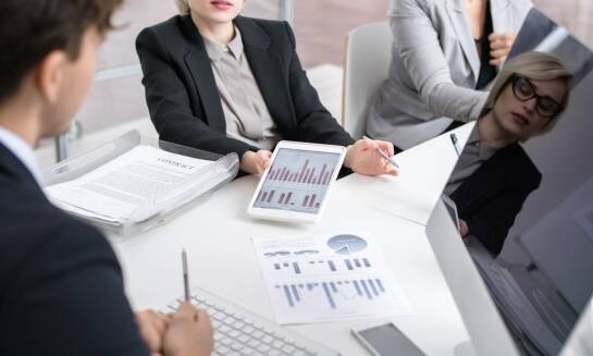 Outsourcing pracowniczy cudzoziemców a lokalny rynek pracy – co warto wiedzieć?