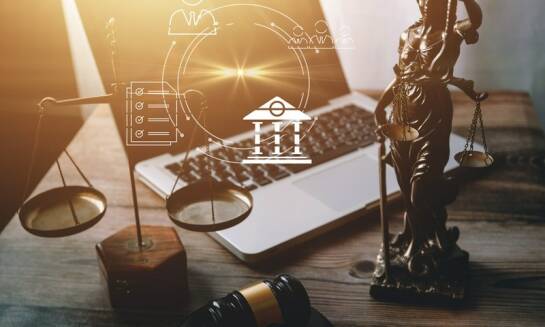 Prawo administracyjne: jak adwokat w Mielcu pomaga klientom indywidualnym?