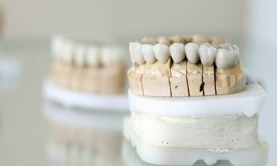 Jakie są przeciwwskazania do wszczepienia implantów zębowych?