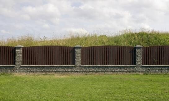 Ogrodzenie z profili poziomych – inwestycja, która zwiększa wartość nieruchomości