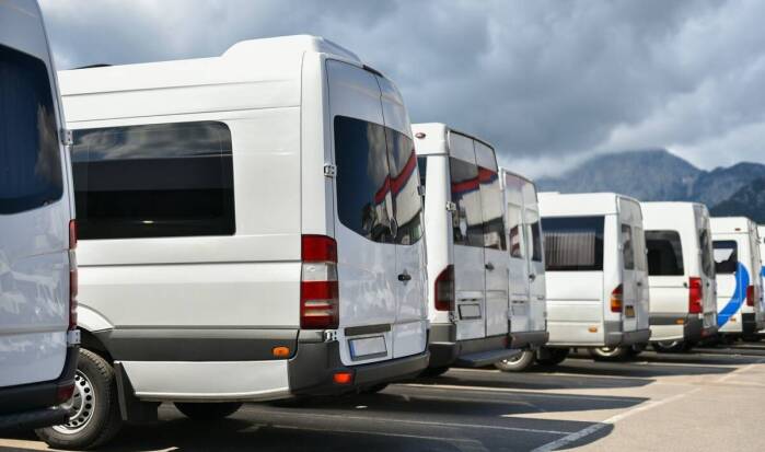 Jakie trendy dominują w branży wynajmu busów w ostatnich latach?