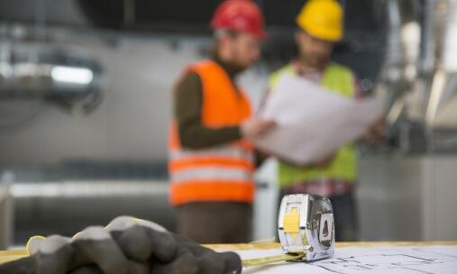 Zastosowanie taśmy mierniczej 30m w projektach budowlanych i montażowych