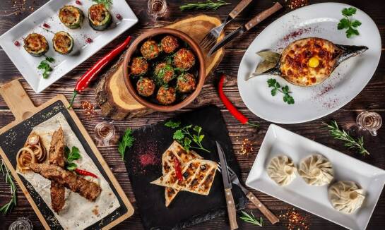 Odkryj różnorodność smaków kebabów dostępnych w Białej Podlaskiej!