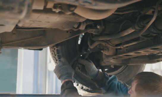 Jakie są wymogi prawne dotyczące badań technicznych w Stacji Kontroli pojazdów?