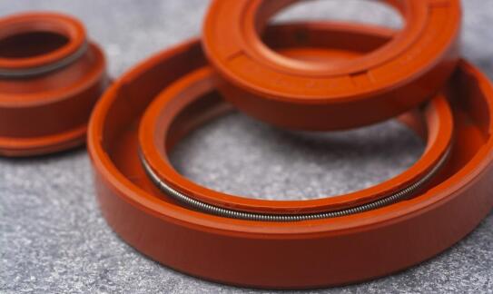 Jak smar silikonowy wspiera pracę mechanizmów precyzyjnych?