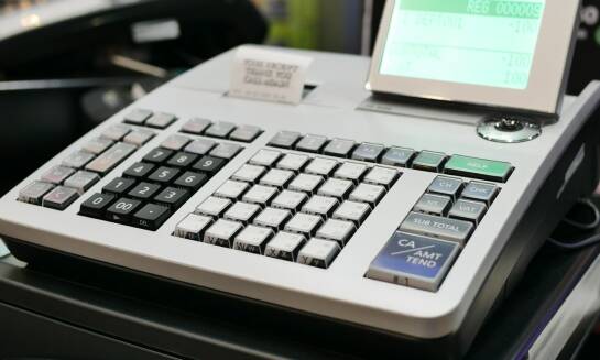 Kasy fiskalne Elzab online – dlaczego są przyszłością branży handlowej?