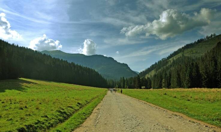 Co zabrać ze sobą na pobyt w wynajmowanym domku w Górach Sowich, aby maksymalnie wykorzystać czas?