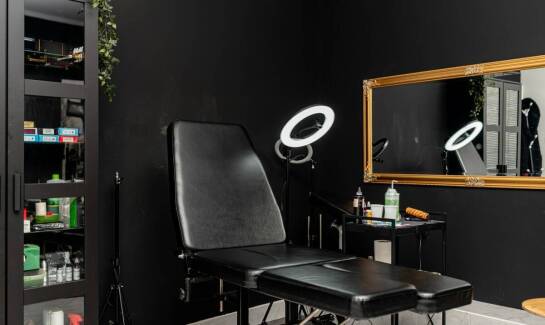 Wpływ ogrodzeń palisadowych na estetykę ogrodu – dlaczego warto je wybrać?