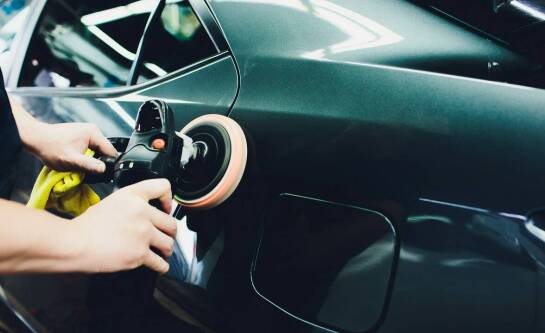 Jakie korzyści niesie ze sobą szkolenie z zakresu detailingu?