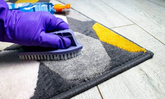 Jakie usługi dodatkowe oferujemy przy praniu dywanów?