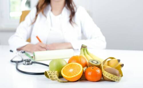 Wpływ diety na zdrowie układu moczowego – porady od specjalisty