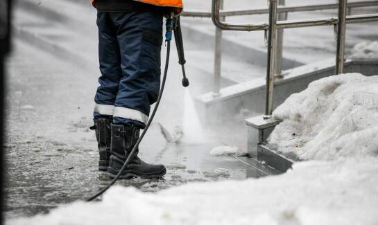 Co robić, gdy wystąpi zator w kanalizacji?