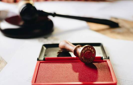 Egzekucja z ruchomości a współpraca z prawnikiem - dlaczego warto?