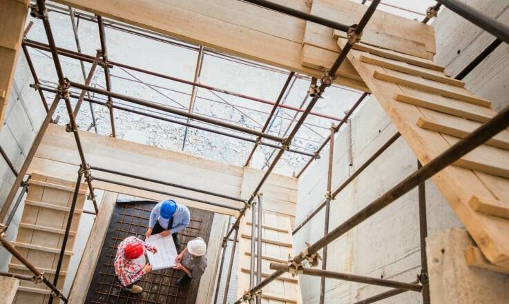 Wymogi prawne dotyczące budowy obiektów użyteczności publicznej: kluczowe informacje