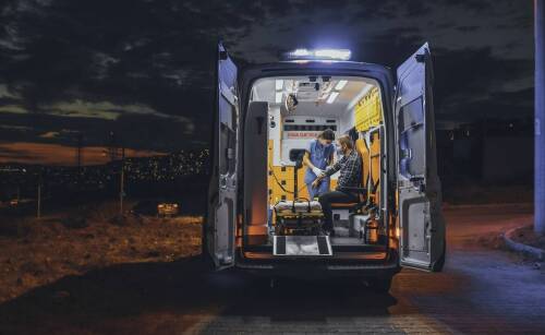 Jak wygląda proces transportu pacjentów do szpitali we Wrocławiu?