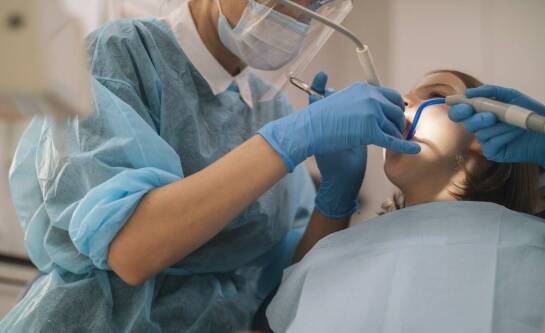 Jakie są najczęstsze problemy stomatologiczne i jak je leczyć?