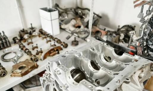 Jakie modyfikacje można wprowadzić podczas renowacji zabytkowych aut?