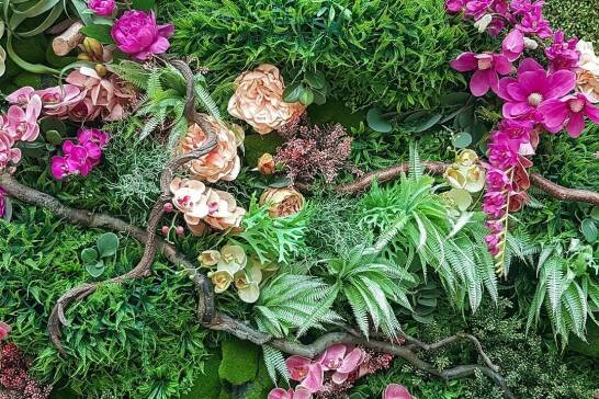 Sztuczne kwiaty na specjalne okazje - jakie kompozycje wybrać?