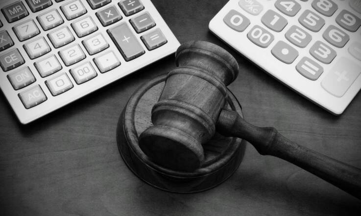 Współpraca z adwokatem w sprawach karnych: co warto wiedzieć przed rozpoczęciem współpracy?