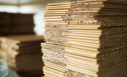 Kątowniki tekturowe - kluczowy element w pakowaniu i transporcie