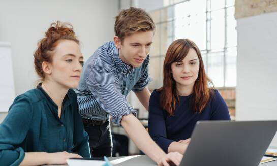 Koła naukowe na Uczelni Społeczno-Medycznej – co oferują studentom?