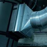 Dlaczego warto zainwestować w systemy oddymiania w kontekście ochrony przeciwpożarowej?