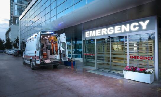 W jaki sposób transport sanitarny wspiera pacjentów z chorobami przewlekłymi?