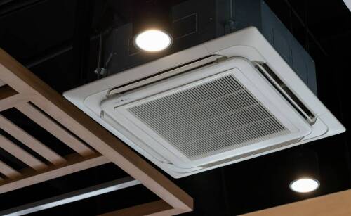 Jakie są różnice między systemami wentylacyjnymi a klimatyzacyjnymi?