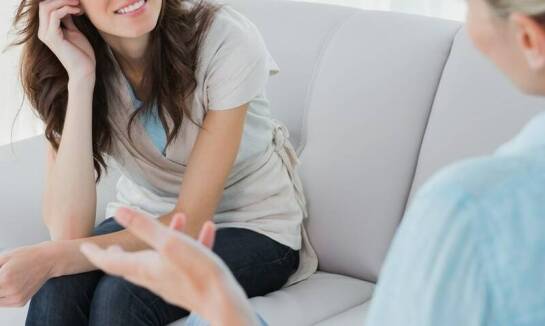 Jakie korzyści płyną z regularnych sesji terapeutycznych u psychologa w Bielsku?