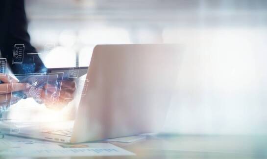 Jakie korzyści dla firm zapewnia księgowość online?