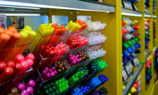 Jak mopy płaskie przyczyniają się do higieny w miejscach publicznych?