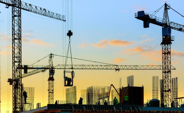 Jakie czynniki wpływają na wybór odpowiednich rusztowań do projektu?