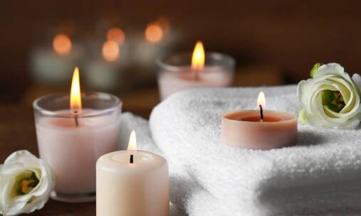 Jak stworzyć przytulny nastrój w salonie dzięki aromaterapii?