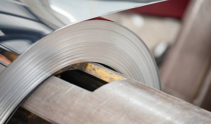 Jakie normy muszą spełniać anody srebrne w przemyśle?