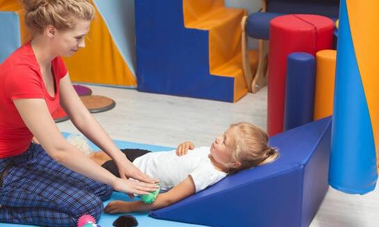 Alternatywne metody wspomagania rozwoju dzieci z problemami sensorycznymi