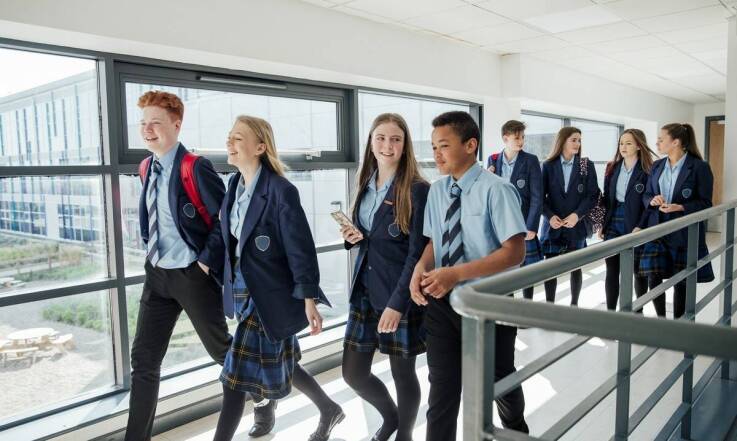 Bezpieczeństwo w szkole podstawowej: priorytet w edukacji niepublicznej