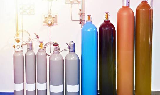 Wybór najlepszych akcesoriów do napełniania butli gazowych