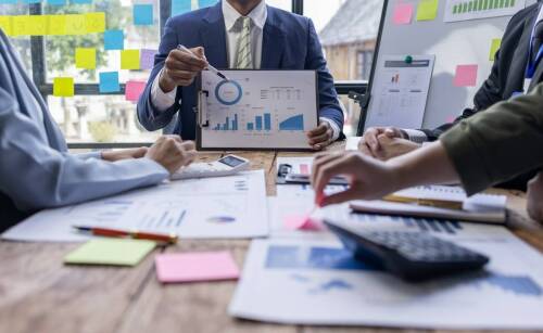 Jakie ryzyka pokrywają ubezpieczenia majątkowe w kontekście działalności gospodarczej?