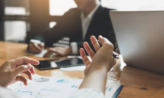 Wsparcie księgowe dla różnych branż: Oferta księgowej z Chotomowa