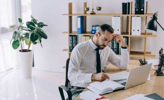 Jakie korzyści oferuje tani notariusz w stolicy dla firm?