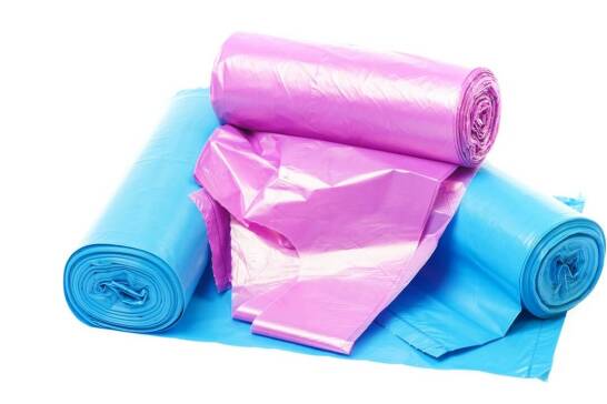 Jak torby foliowe z nadrukiem mogą wyróżnić Twoją firmę na rynku?