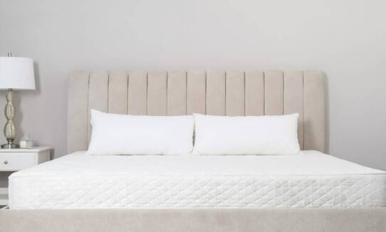 Dlaczego wysokość standardowej poduszki ma znaczenie dla jakości snu?