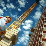 Jak inspektor nadzoru budowlanego wpływa na bezpieczeństwo na placu budowy?