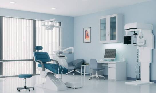 Jak stomatolog w Warszawie na Bielanach radzi sobie z usuwaniem ósemek?