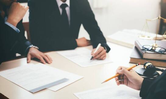 Rola kancelarii prawnej w procesie zakładania firm i rejestracji spółek