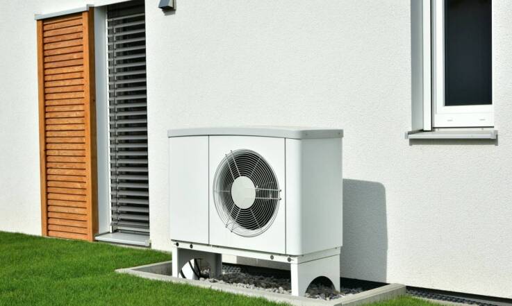 Pompy ciepła do małych domów i modernizacji. Co się najlepiej sprzedaje w wakacje?
