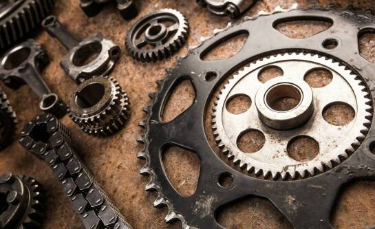 Kluczowe cechy, które powinny charakteryzować dostawcę części do mostów napędowych